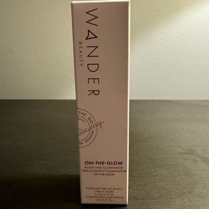 Wander Beauty On-the-Glow Blush and Illuminator Petal Pink/Nude Glow 20 ml